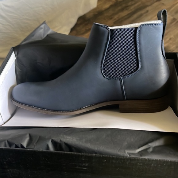 Toecap leather Chelsea Boot Size 11 - Picture 2 of 3